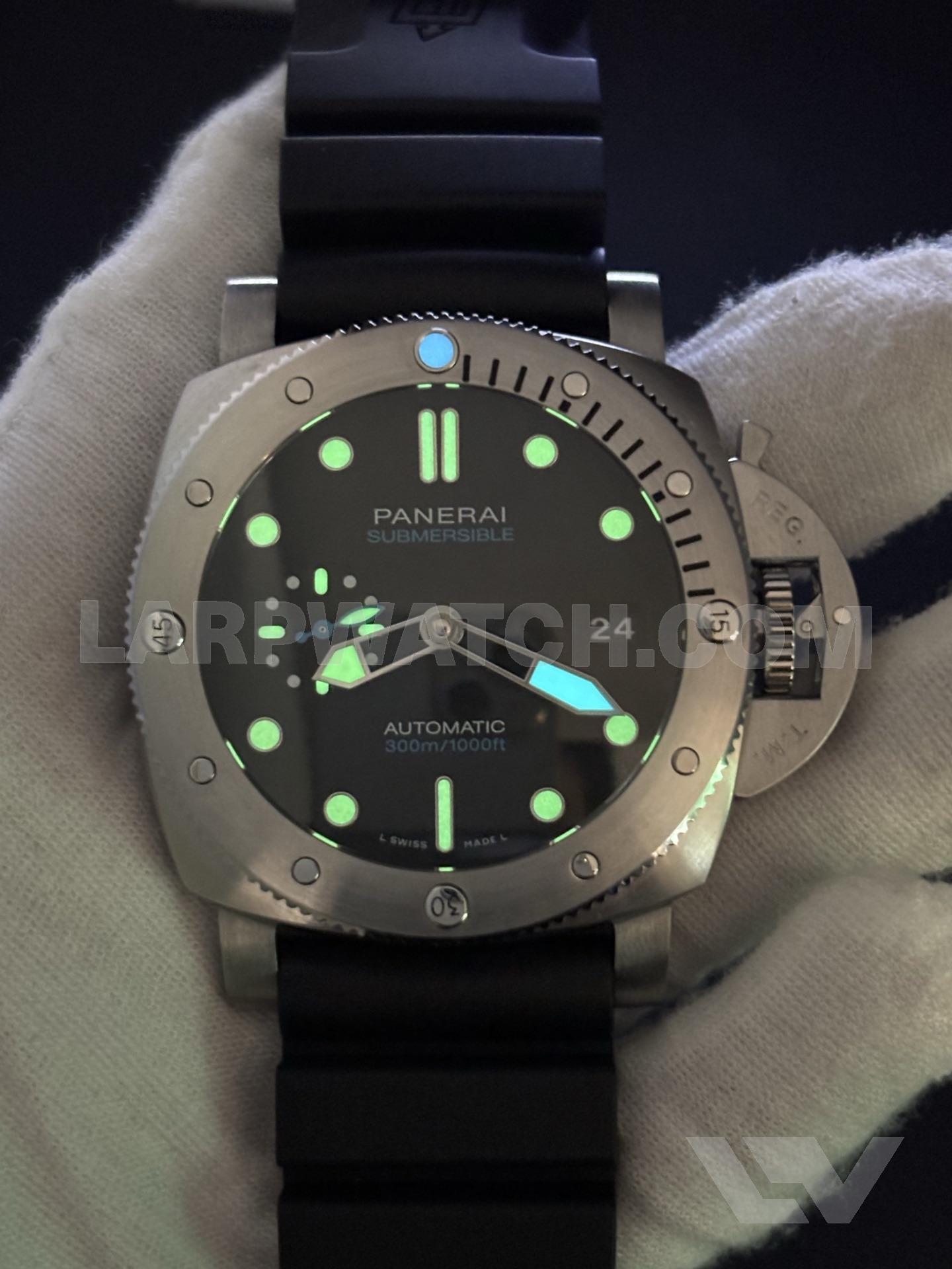Panerai Submersible 42mm Black Dial Stainless Steel