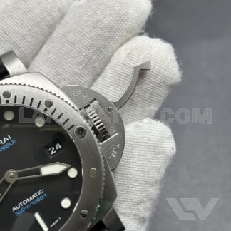 Panerai Submersible 42mm Black Dial Stainless Steel